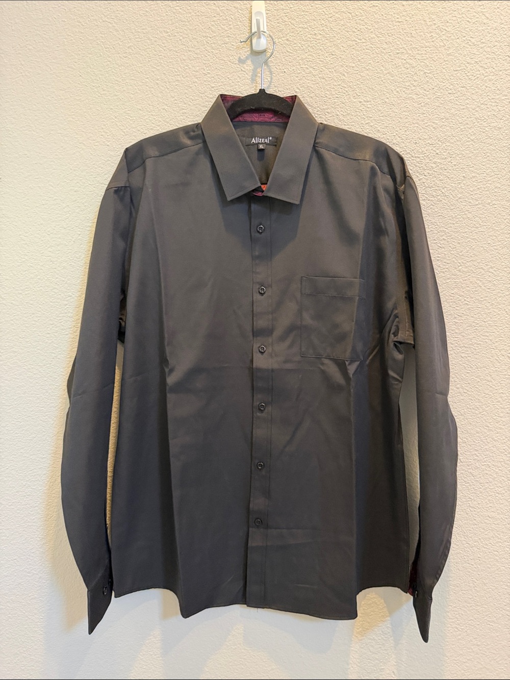 Alizeal Men's Black Long-Sleeve Button-Up Dress Shirt With Red Trim NWOT